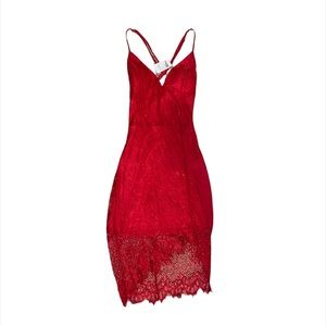 CHARLOTTE RUSSE - DRESS - RED